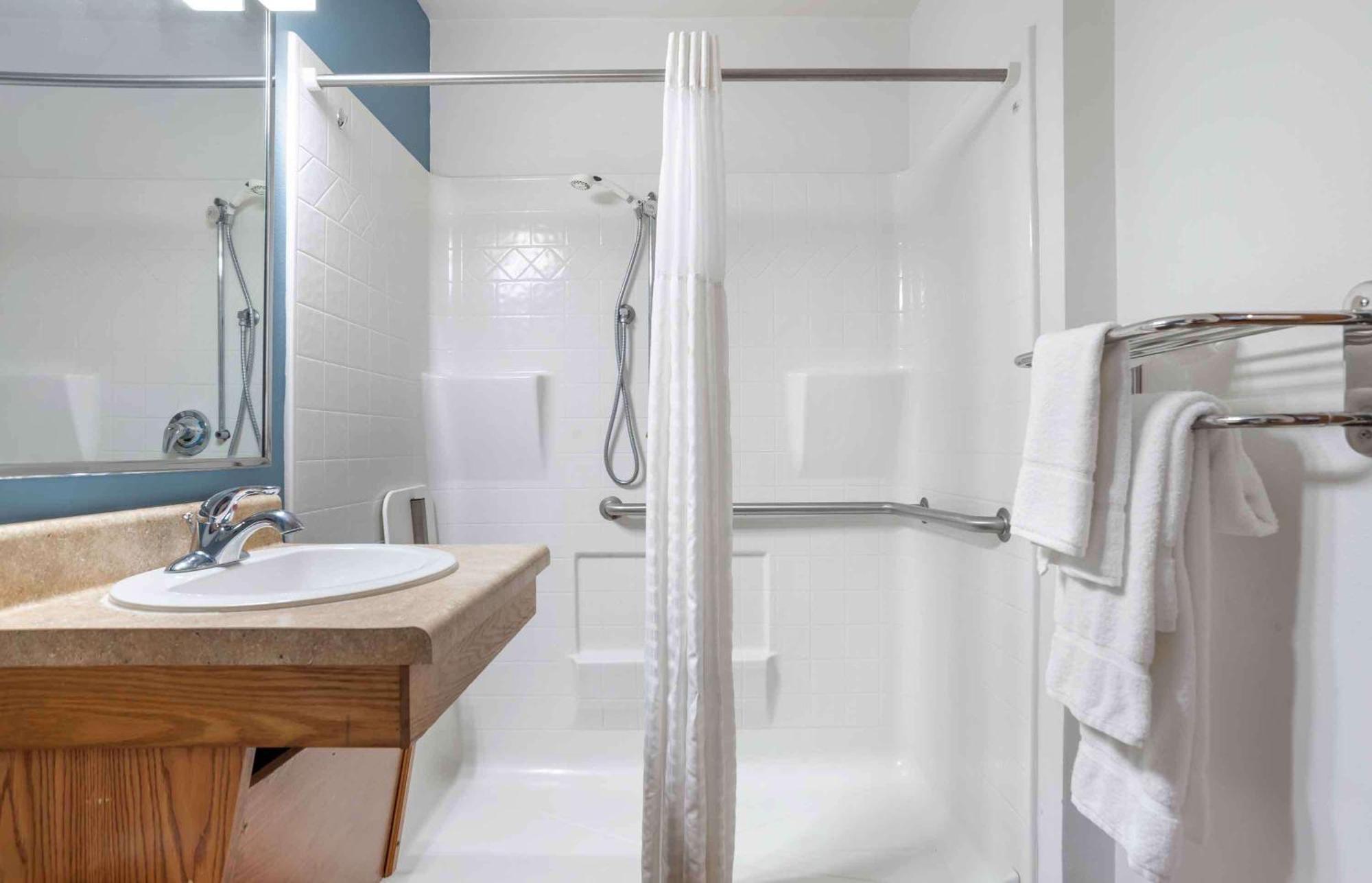 Extended Stay America Select Suites - Cleveland - Avon المظهر الخارجي الصورة